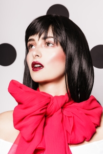 Foto: Joris Haas • Model: Justine @ Brodybookings Model Agency • Hair & Make-Up Artist: Nadia Krist